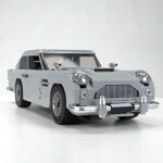 LION KING 180109 James Bond Aston Martin DB5