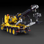 MouldKing 17011S Tow Truck