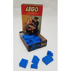 Lego 283-2 Sloping Ridge and Valley Bricks, Blue
