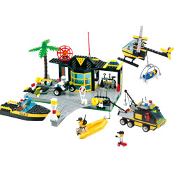 Lego 6479 Speedboat Pier Rescue Center