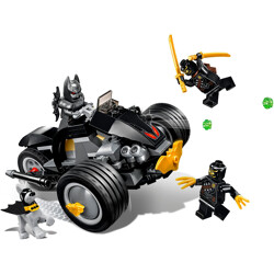 Lego 76110 Batman: Batman Vs. Claw Legion