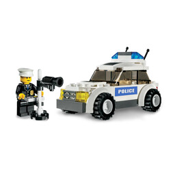 NOME 待查 Police: Speed police car