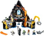 Lego 70631 Volcanic lava base filled with the King of the Tudors