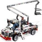 Lego 8071 Bucket Truck