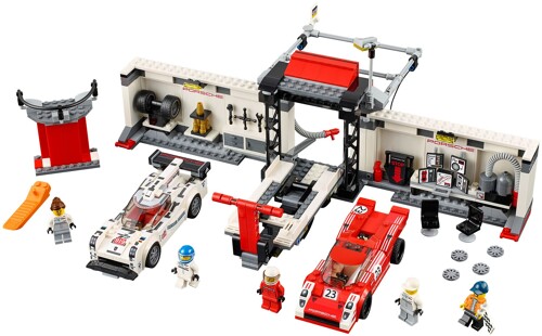 SY 6772C Porsche 919 Hybrid and 917K service stations