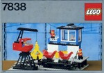 Lego 7838 Trains: Cargo loading and unloading stations