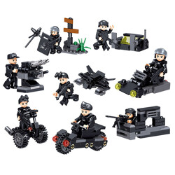 ZHEGAO QL0250 8 combinations of special police assault vehicles