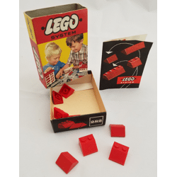 Lego 282 2 x 2 Sloping Roof Bricks