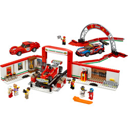 Lego 75889 Super Racing Cars: Ferrari Ultimate Experience Center