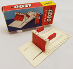 Lego 435-2 Plate Garage and Door Frame