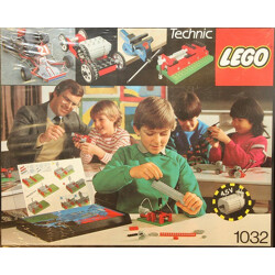Lego 1032 Technic II Powered Machines Set