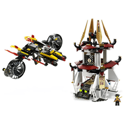 Lego 8107 Mechanical Warrior: Battle of the Golden Tower