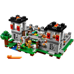 LERI / BELA 10472 Minecraft: Fortress Fortress