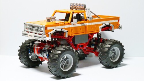 Rebrickable MOC-31327 TreasureD Monster Truck