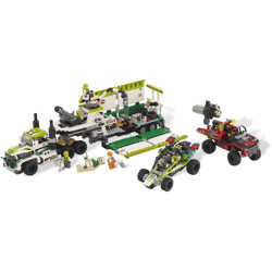Lego 8864 Race around the world: Destroying the Desert Car Race