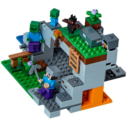 LEPIN 18036 Minecraft: Zombie Caves
