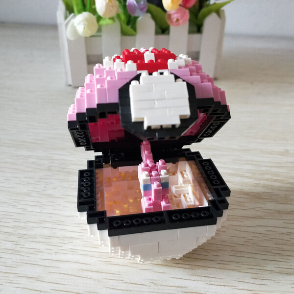 Wise Hawk 2536 Medium Pocket Monster Pink Ball