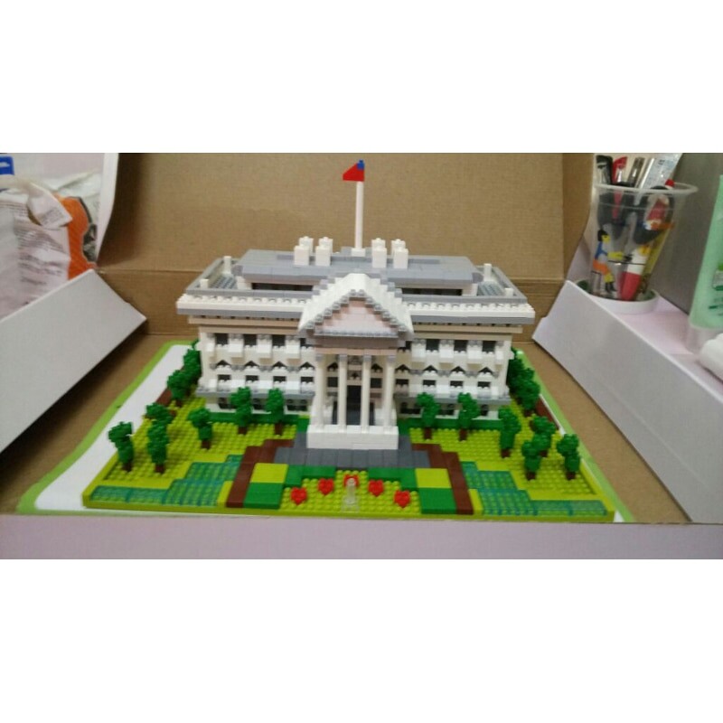 YZ 062 Large The White House - LOZ Blocks Official Store