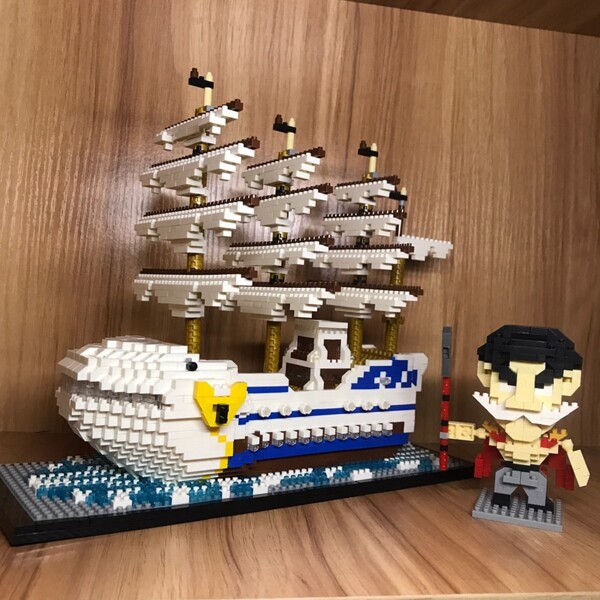 HC Magic 9034 One Piece Whitebeard Pirate Ship