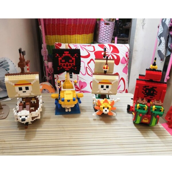 ZMS 3445-3448 One Piece Pirate Ship Series