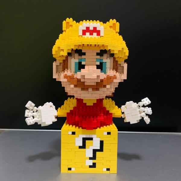 CHARKA 7005-7006 Super Mario Mario with Green Pipe and Golden Question Block
