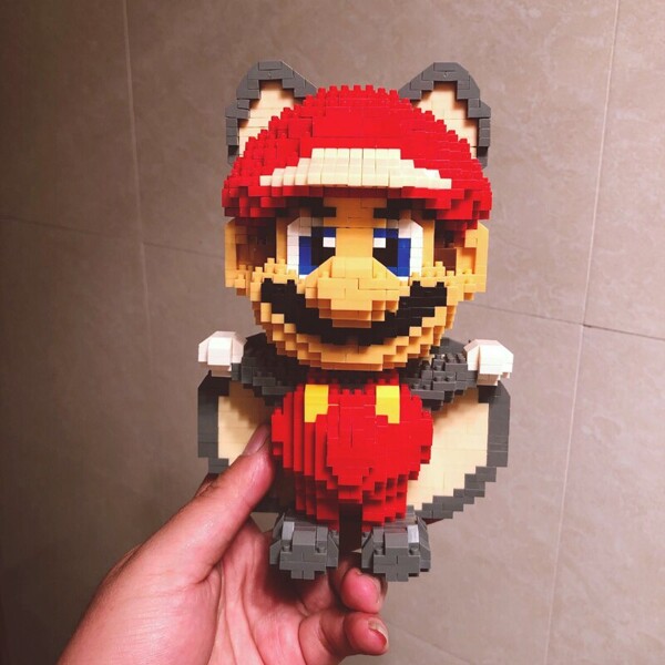 WISE HAWK 2498 Super Mario Flying Squirrel Raccoon Mario