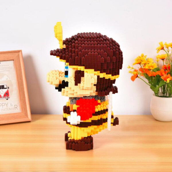 DUZ 8626 Super Mario Bee Mario