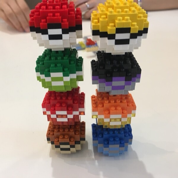 CHAKRA 9924 Pokemon Ball Set