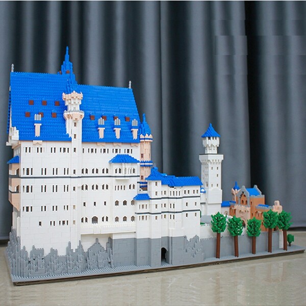 Lezi 8020 Neuschwanstein Castle