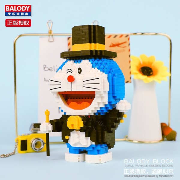 Balody 16132 Doraemon Gentleman