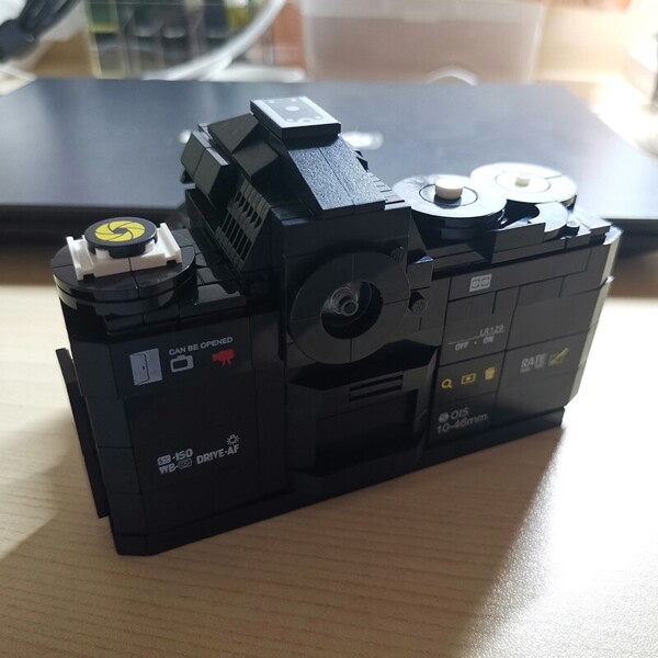 Lin 00844 Black SLR Digital Camera
