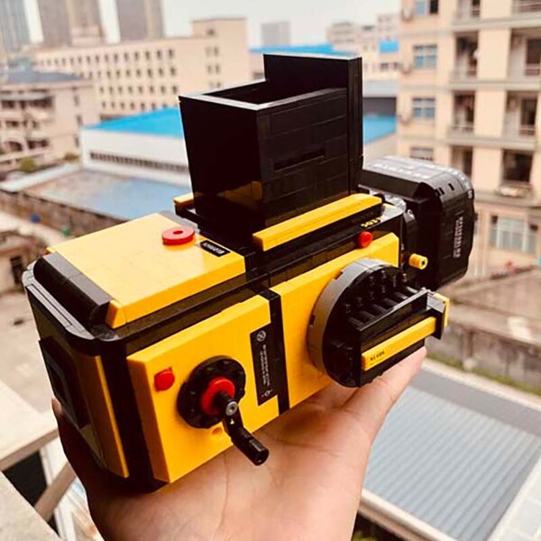 Lin 00848 Yellow Advanced Digital SLR Camera