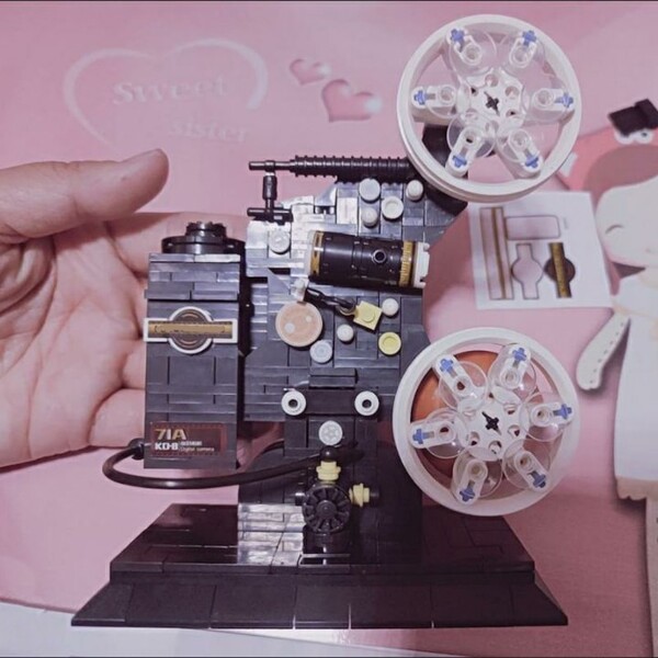 Lin 00907 Camera Film Projector Gears Technic Machine