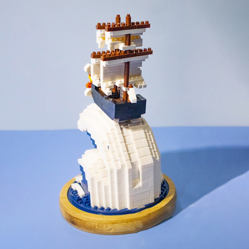 Wise Hawk 2656 Thousand Sunny Pirate Ship with Sea Wave - LOZ