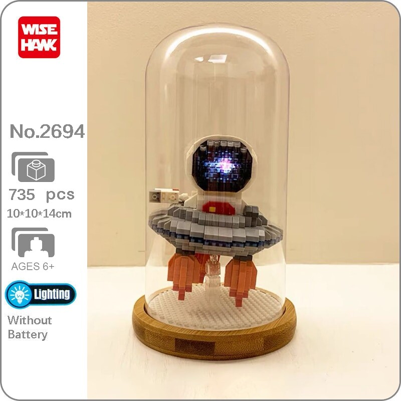 Wise Hawk 2694 Space Advanture Astronaut with UFO Fly Saucer
