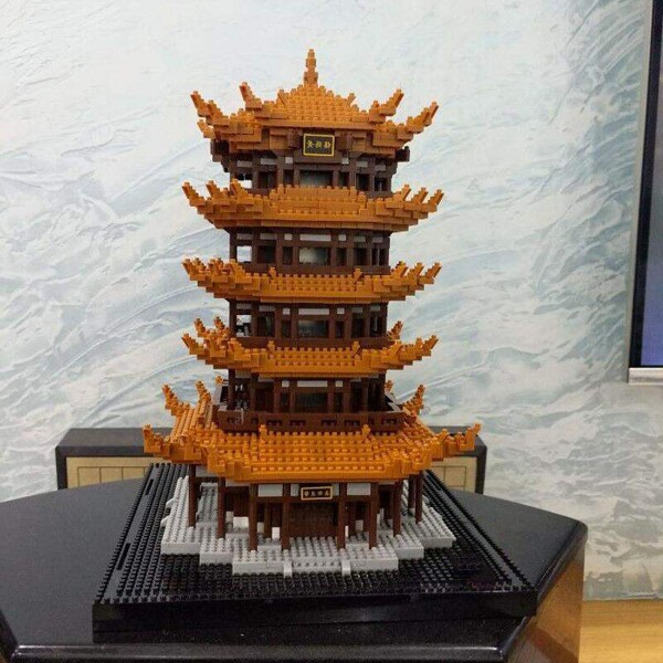Balody 16068 Yellow Crane Tower