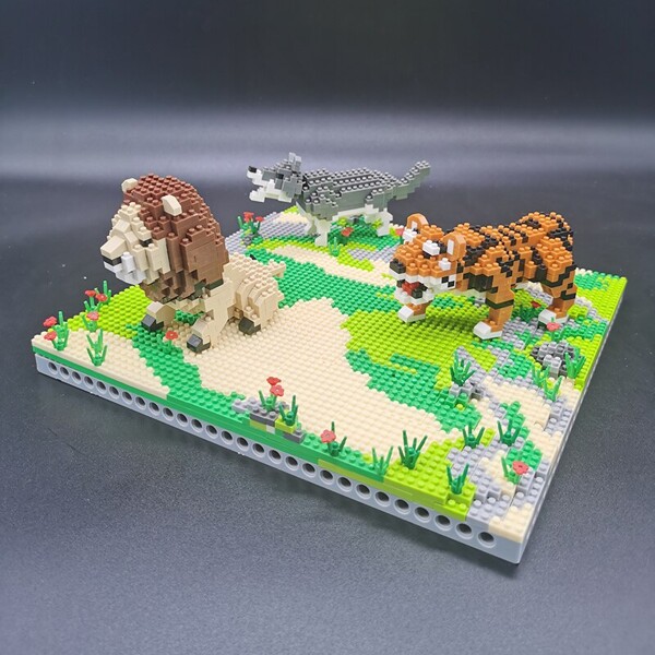 PZX 6630 Animal World Lion Tiger Wolf Flower Meadow