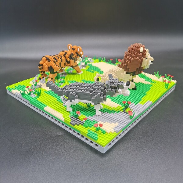 PZX 6630 Animal World Lion Tiger Wolf Flower Meadow
