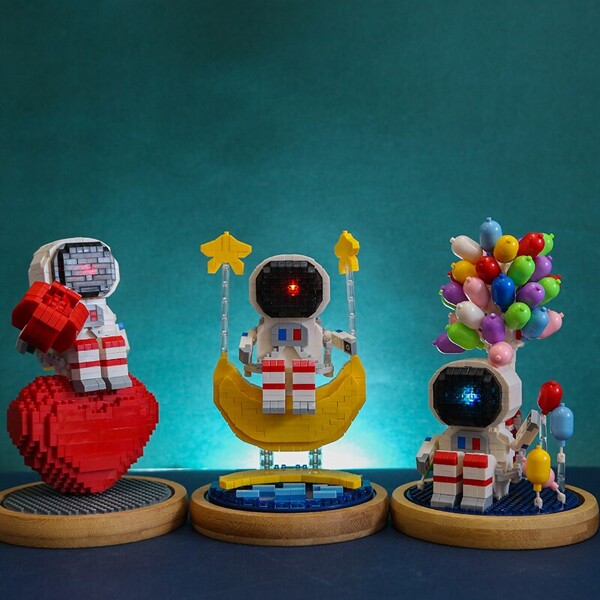 Wise Hank 2701-2703 Space Astronaut with LED Light Display Covered By Wood Base