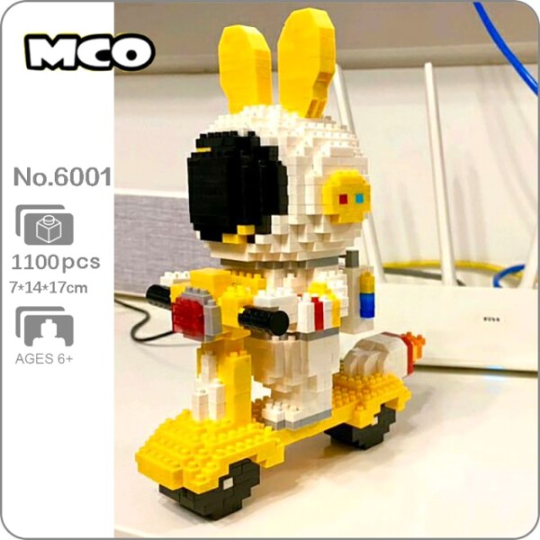 MCO 6001-6005 Rabbit Astronaut