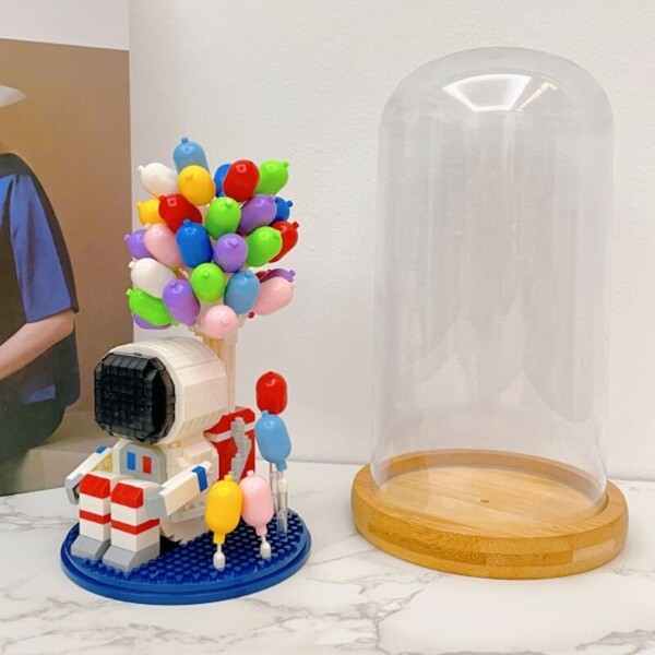 Wise Hawk 2703 Astronaut Spaceman Balloon with LED Light Display Covered Wood Base