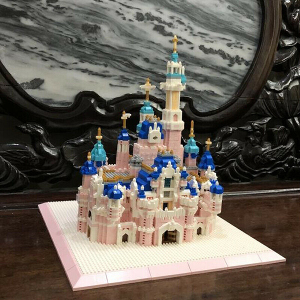 ZRK 7830 Pink Dream Castle Amusement Park