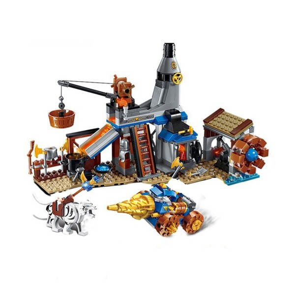 Enlighten 2314 Blacksmith Tools and Weapons Castle