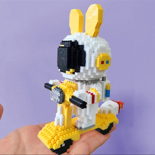 HC Magic 6001 Rabbit Astronaut Scooter