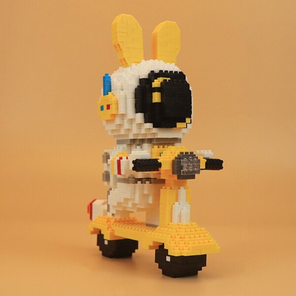 HC Magic 6001 Rabbit Astronaut Scooter