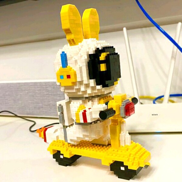 HC Magic 6001 Rabbit Astronaut Scooter
