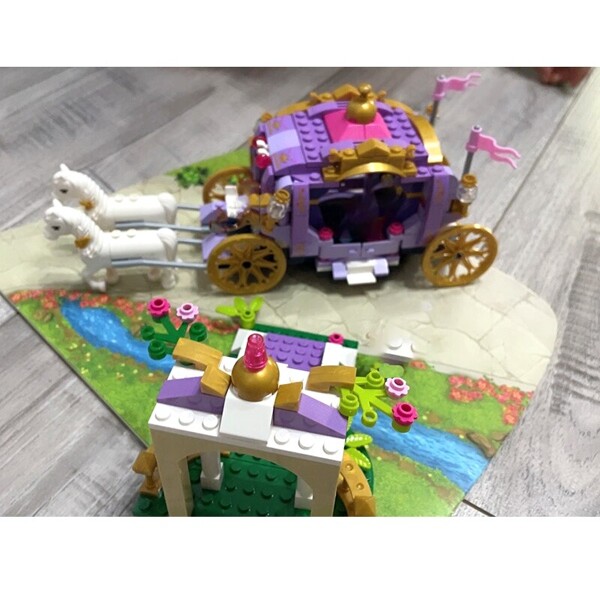 Enlighten 2605 Pink Loyal Carriages