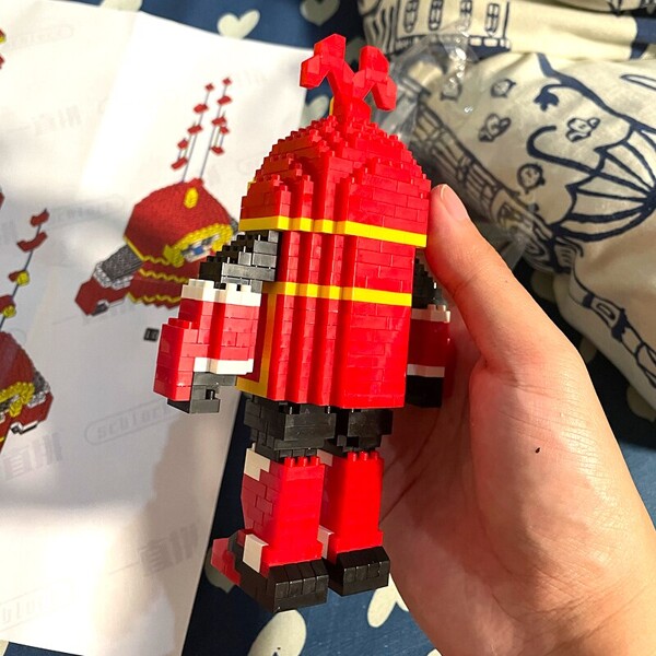 SC 8815-1 Cute Red B-Robo Kabutack