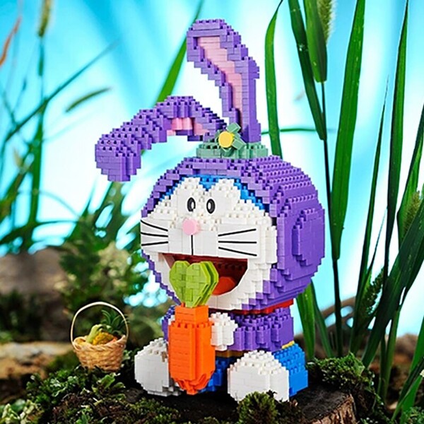 LP 210587 Doraemon in Rabbit Holding Carrot