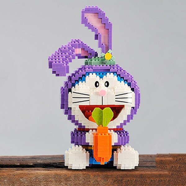 LP 210587 Doraemon in Rabbit Holding Carrot